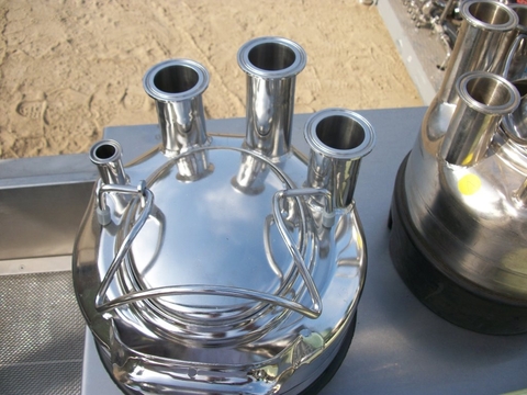 1 gallon Alloy Products, Stainless Steel Pressure Vessel w/rubber skirt, 9" diameter x 10" straight side, 130 - Image 2