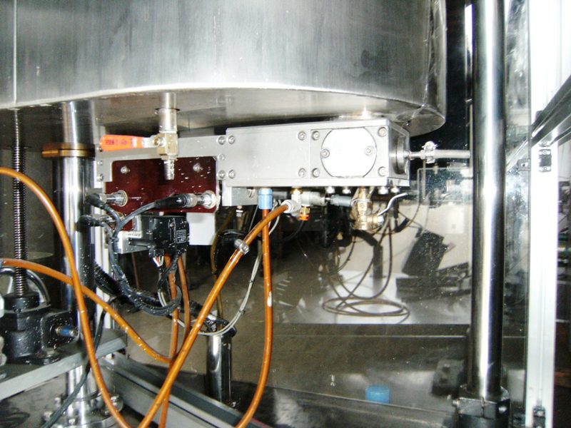 10 gallon Woojung Tech #K1-6A, Stainless Steel Jacketed Mix Tank, 15" diameter x 15.5" straight side, 3/8" - Image 4