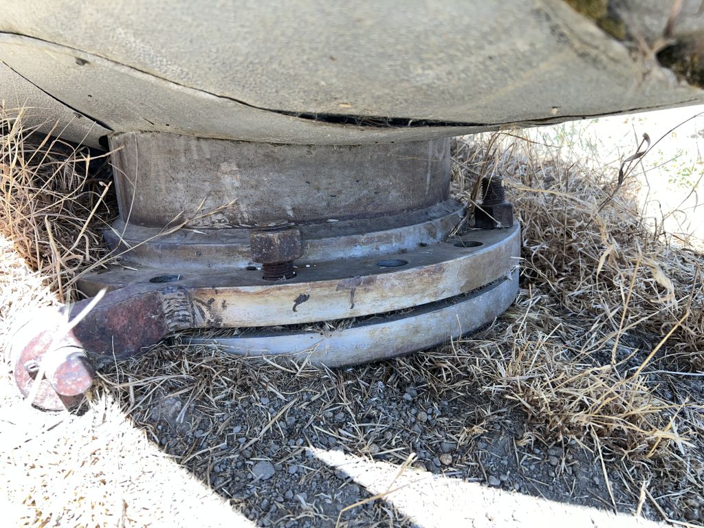 200 gallon Stainless Steel Tank, 30" diameter x 60" straight side, 3' H cone, 3" center bottom discharge, 4" - Image 7