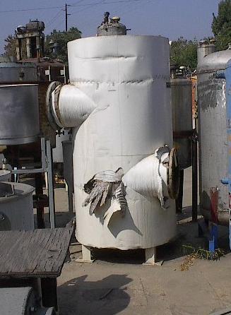 275 gallon 34" x 76", Carbon Steel Tank, 12" & 19" dia. flanged openings - Image 3