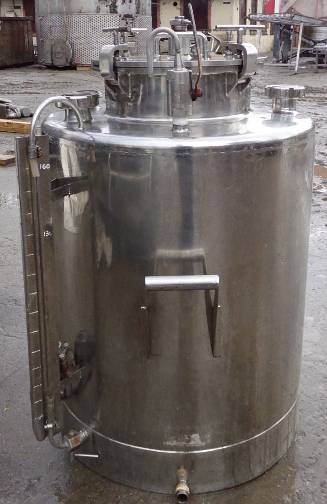 50 gallon Stainless Steel Tank, 23" diameter x 27" straight side, 12" diameter Manway, (3) 2" top inlets - Image 2
