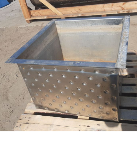 60 gallon Stainless Steel Jacketed Square Tank/Tote, 23" x 23" x 20" deep, 3/4" diameter Bottom side - Image 1