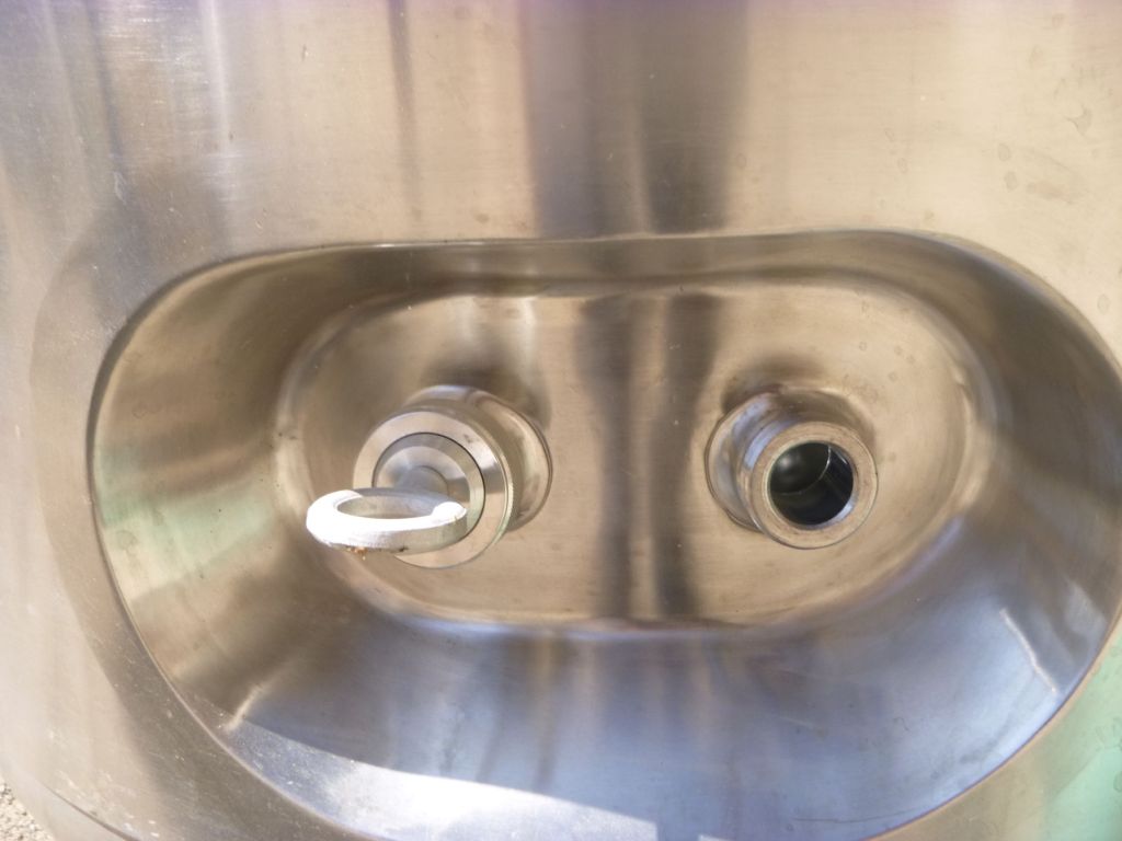 79 gallon Precision Stainless, Stainless Steel Reactor, 24.5" outside diameter x 3' 7" H Vessel, 1.5" center - Image 7