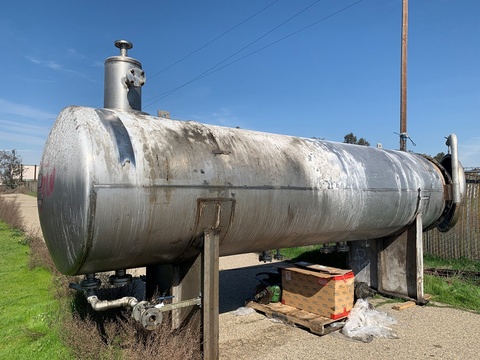 1500 gallon Coalescer Tank, Stainless Steel, 48" diameter x 18' L, 1" & 12" raised opening, 25 psi @ 200&deg;F - Image 2