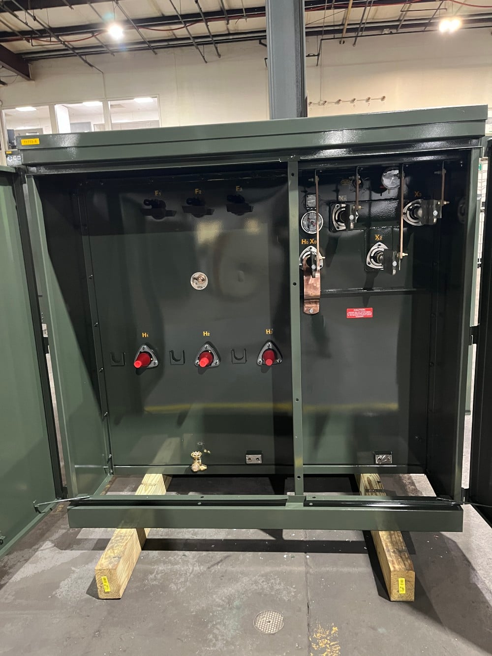 750 KVA 13200GrdY/7620 Primary, 208Y/120 Secondary, PAD, proCORE - Image 2