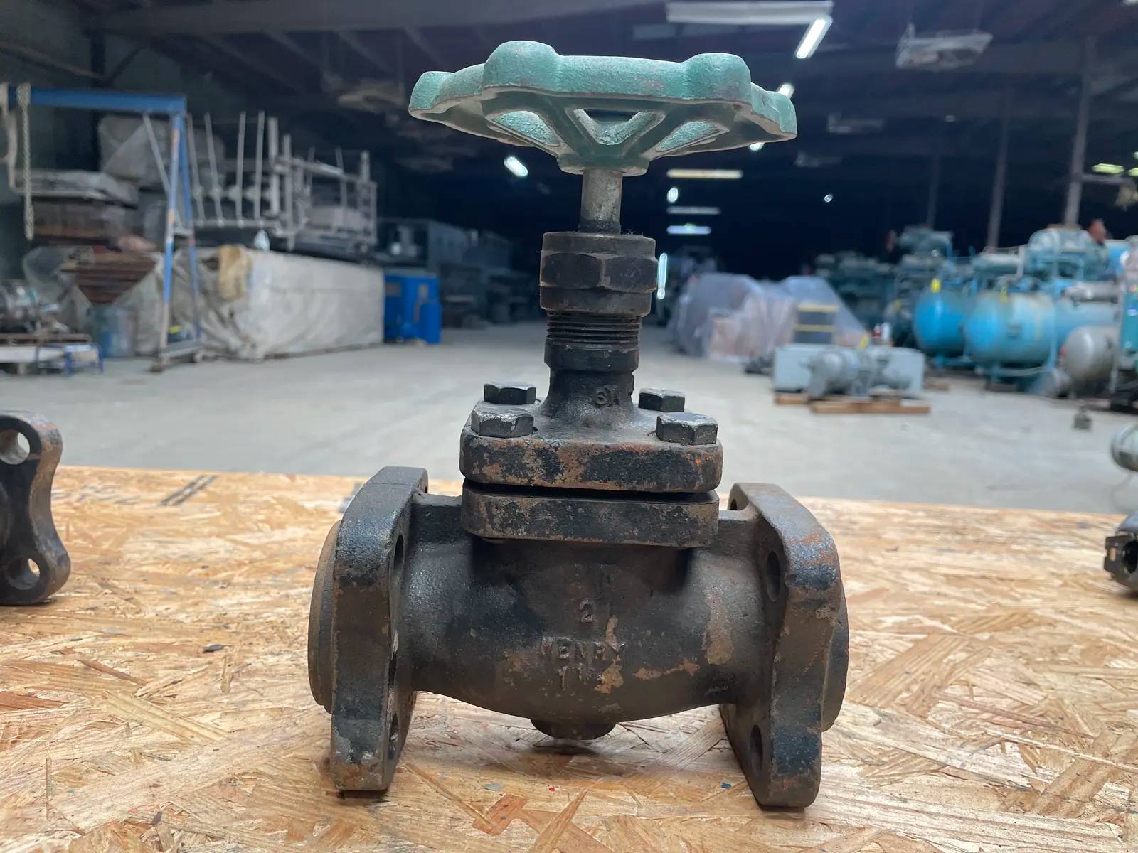 1-1/2" Henry Technologies Valve Co 152A Ammonia Flange Globe Shut-Off Valve - Image 3