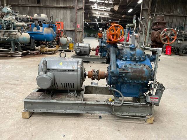 75 HP York A3089 8-Cylinder Reciprocating Compressor Package, 230/460 V, Direct Drive Driven) - Image 5