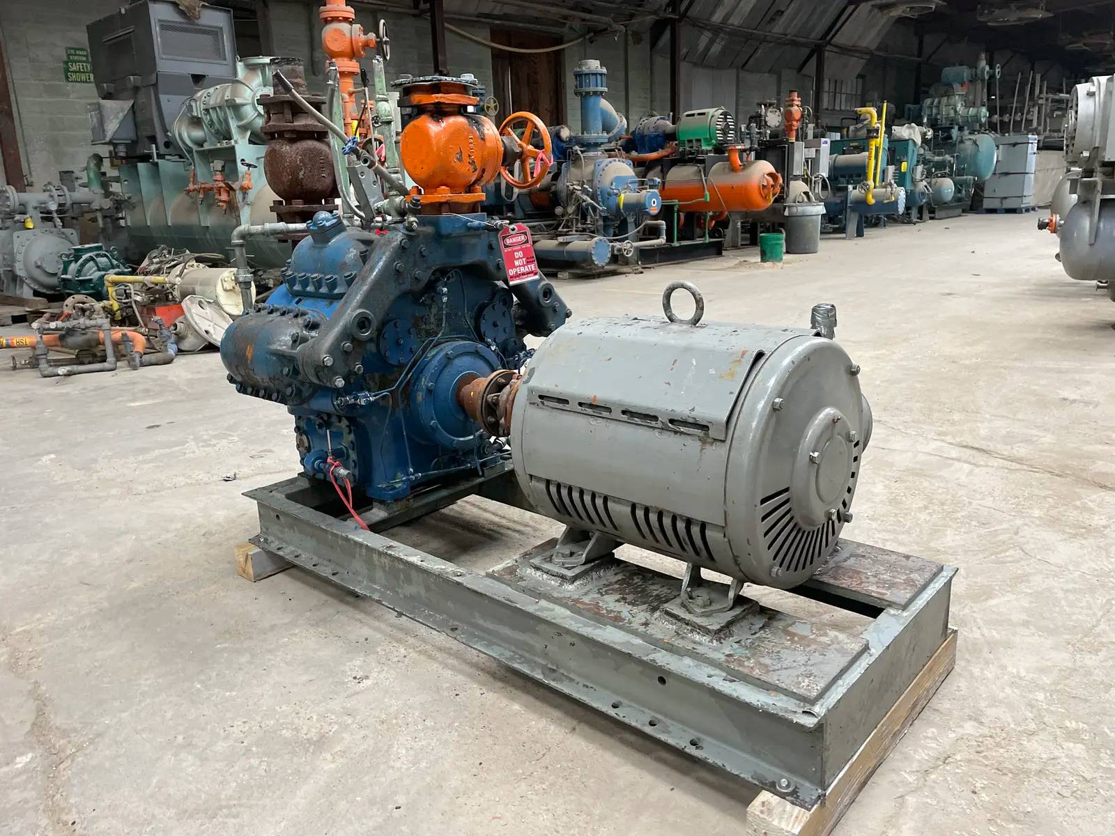 75 HP York A3089 8-Cylinder Reciprocating Compressor Package, 230/460 V, Direct Drive Driven) - Image 9