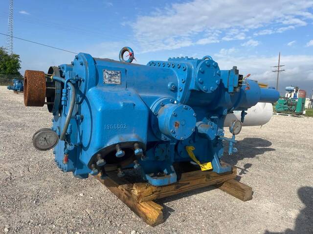 350 HP, M & M #268-121594, screw compressor package, 300 PSIG, Frick Quantum HD Control Panel - Image 5