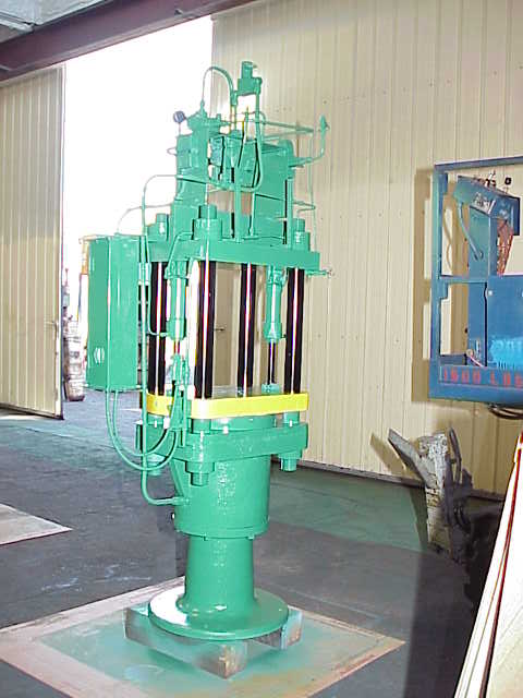 230 Ton, 18.5" x 18.5", upact.4-post, 9" stroke, 22" daylight, push back cyls, 100" tall, #696 - Image 3