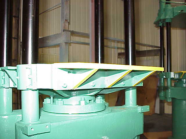 150 Ton, Williams, 30.5" x40.5", upact.4-post, 36" stroke, 45" -71" DL, 12" ram, 60" work height, #286 - Image 3