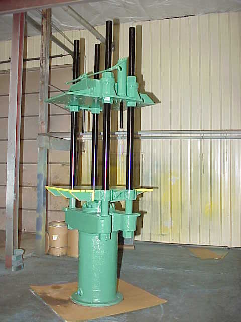 150 Ton, Williams, 30.5" x48.5", upact 4-post, 36" stroke, 45" -71" DL, 12" ram, 60" work height, #288 - Image 2