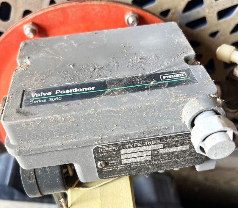1.5" Fisher Baumann #54-24-588S, Stainless Steel pneumatic Control valve, w/ valve positioner - Image 3