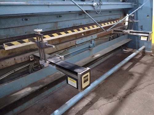 90 Ton, Chicago Dreis & Krump #1416-l, mechanical press brake, 16' overall, 174" between housing, 3" stroke - Image 3