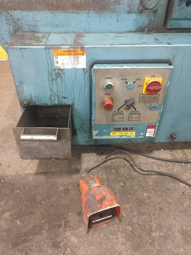 Scotchman #9012, hydraulic ironworker, 90 ton, 5 HP, foot pedal controls, 1996 - Image 8