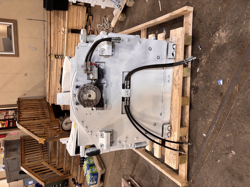 Cascade #90F-RCS-21C, 60" dia. roll clamp - Image 4