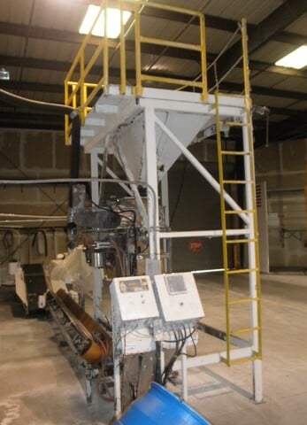 Chantland #4234, Bag Filling Line, 25-100 lb bags, 10" x 6" opening, 24" x 8' L take away belt conveyor, 15' - Image 1