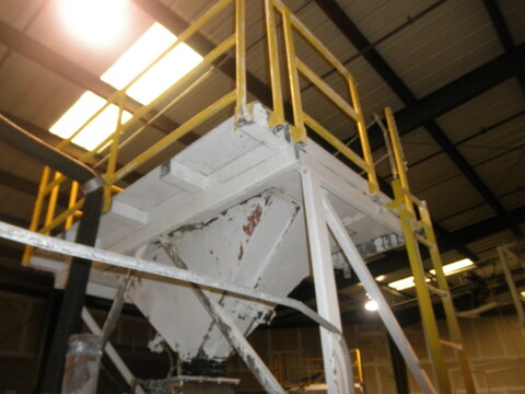 Chantland #4234, Bag Filling Line, 25-100 lb bags, 10" x 6" opening, 24" x 8' L take away belt conveyor, 15' - Image 2