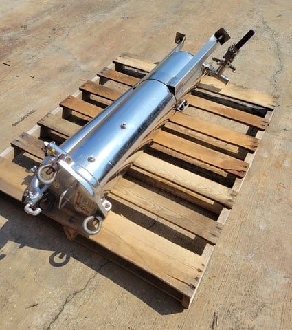 8.5" x 36" Knight, Cartridge Filter Housing, L Chamber, 8" diameter x 30" L flet-lined perforated strainer - Image 4