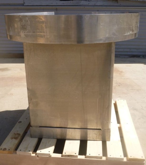 31" width Accumulation Table, Stainless Steel, 2.5" guide rails, 30" feed height, 0.152 HP, 24V, 600 RPM - Image 1