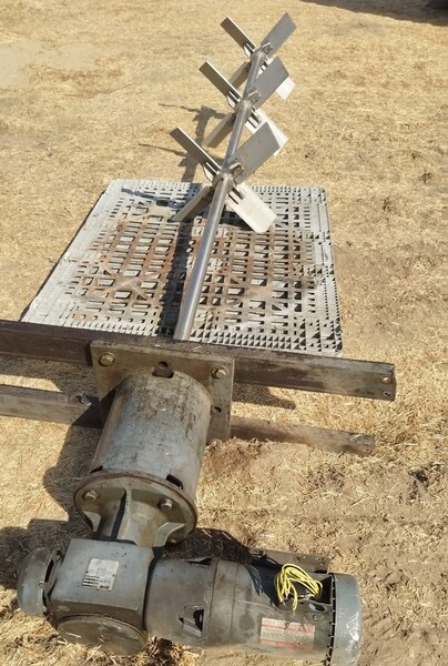 900 gallon Stainless Steel Tank, Agitated, 46" diameter x 10' straight side, 1.5 HP, 230/460 V., 1740 RPM - Image 10