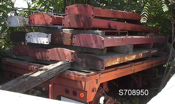 Nabors, Trailer, 8' x 32' flat bed, Dual tire single axle, w/5th wheel pin, 1983 - Image 2