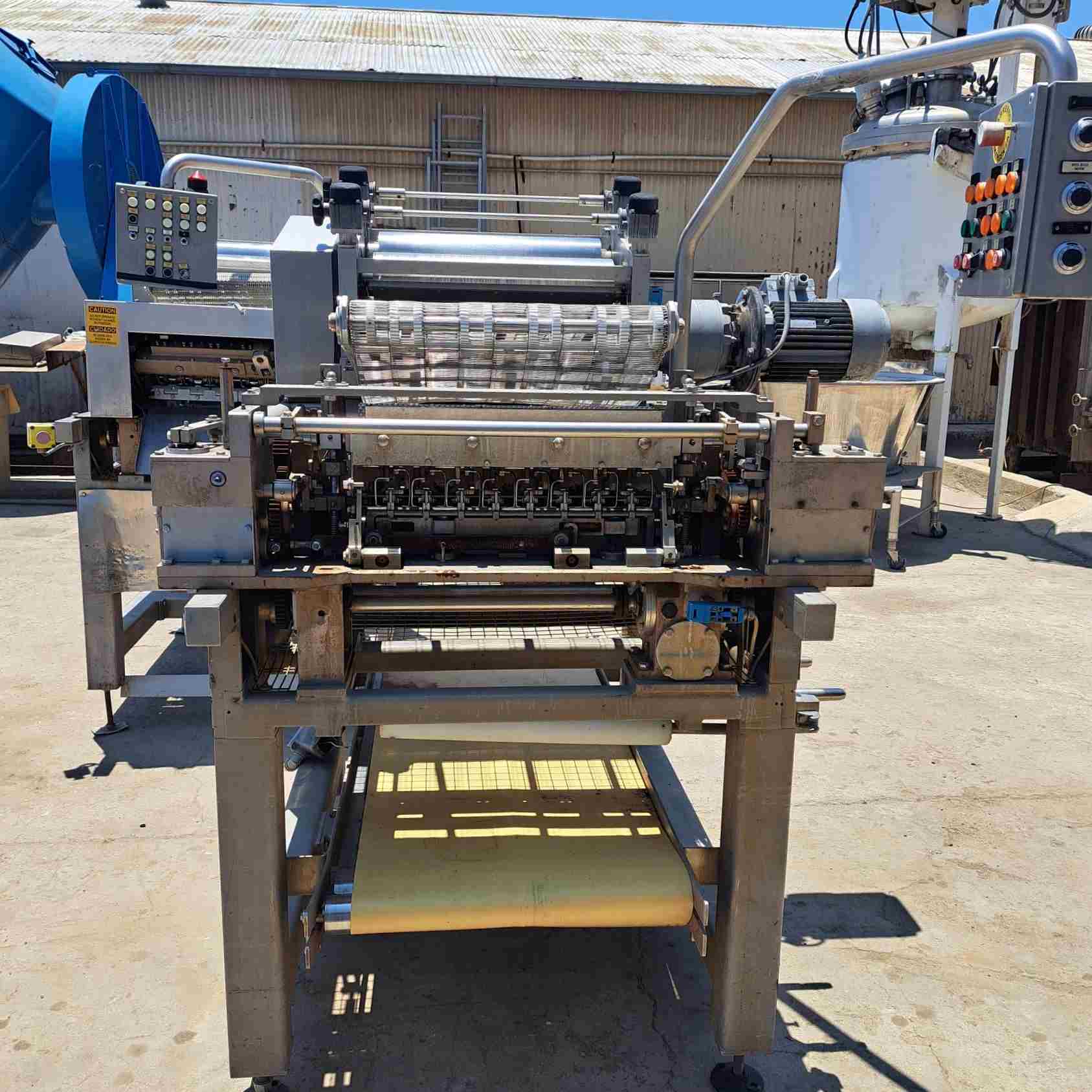 Toresani #MRT-540, Ravioli Pasta Machine, 140 strokes/min. for ravioli, 120 strokes/min. for cappelletti - Image 1