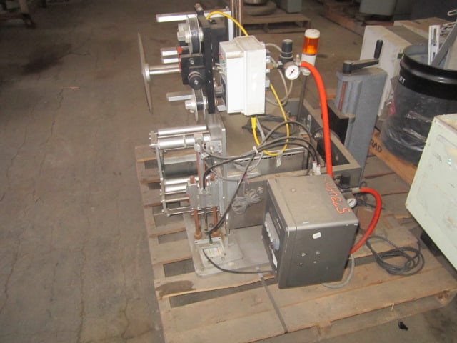 GEI, Air Cylinder Tamp Labeler, 4" x 4" max label width, 6" max label length, 6" stroke length, w/air foot - Image 1
