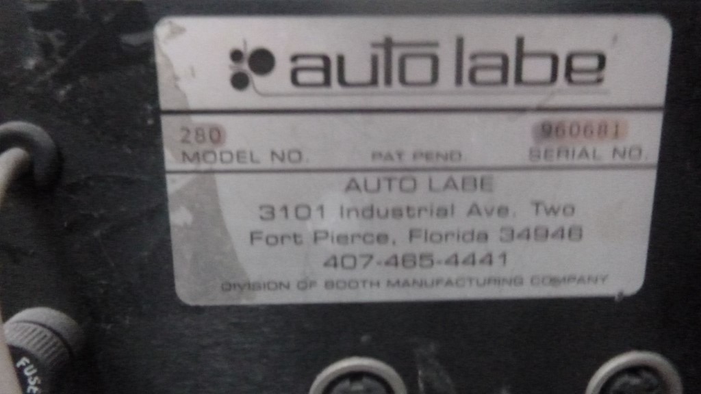 Auto Labe #550, Semi-Automatic Pressure Sensitive Wrap Around Labeler, 3/8"-4" diameter Label capacity, 5" - Image 6