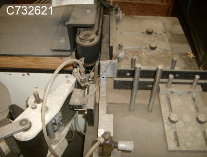 Avery #371, Pressure Sensitive Labeler, adjustable up to 4" diameter Bottles & up to 4.5" tall Labels - Image 6