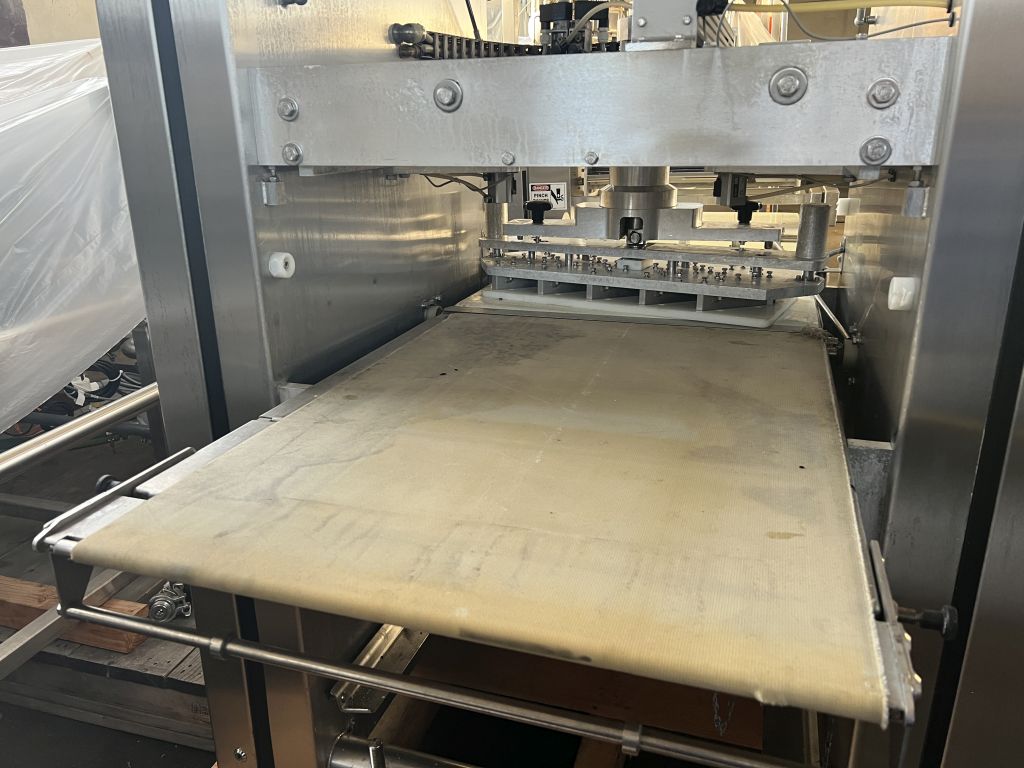 Fritsch #CTR/CRH, Croissant Line Sheeter, 100-800 kg/hr, 2-4mm thick, 700 mm width table - Image 9