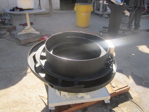 California, Bowl Feeding Capacity Sorter, 42" diameter x 24" deep, 120V, 45 RPM - Image 2