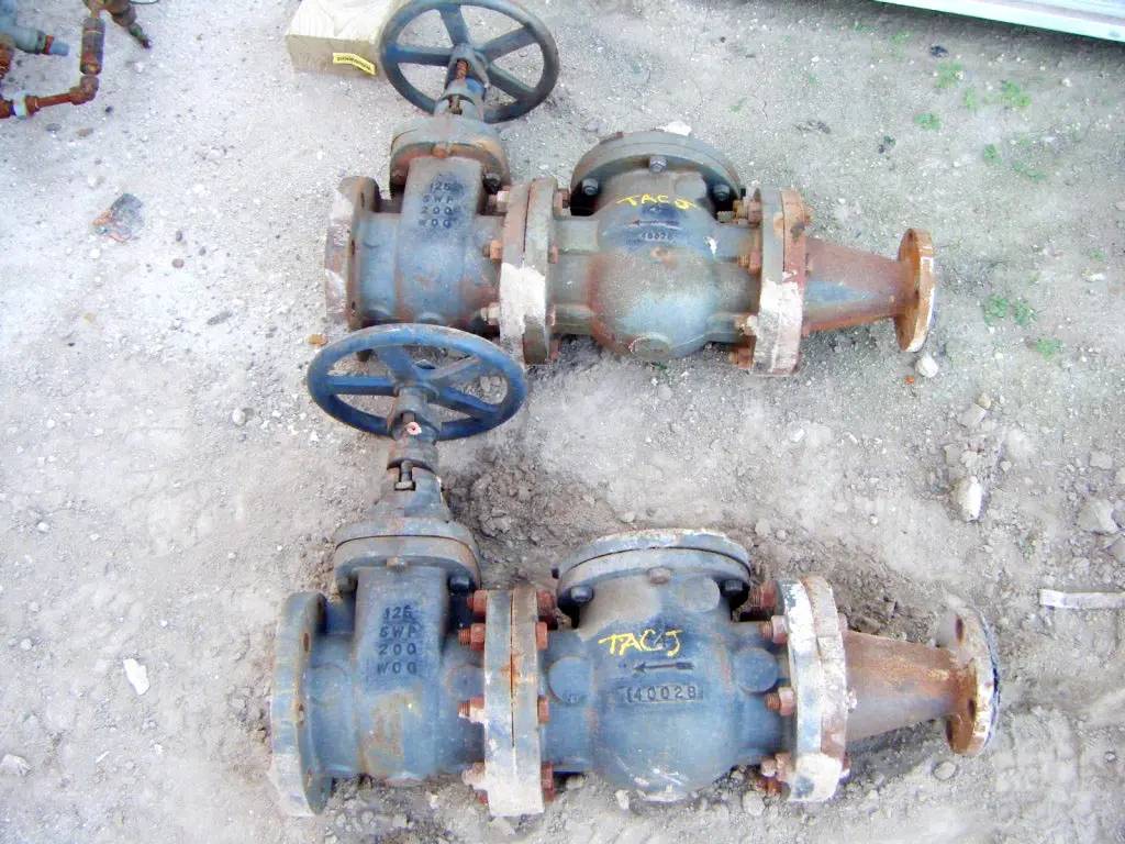 4" Gate Valve - 4" Check Valve - 4" to 2" Reducer - Image 3