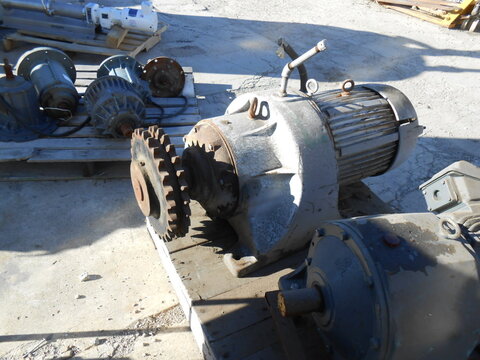 25 HP 1760 RPM U.S. Syncrogear Syncrogear, Frame 324U-50, AC gear motor, 230/460 Volts - Image 3