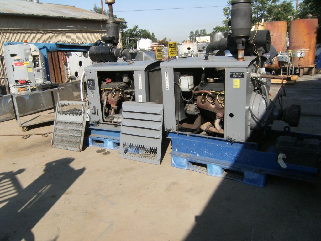 Kem Equipment #877-Angelus & GMG-874CPU-A, 5.7 liter LPG/CNG industrial engines, V8 (2 available) - Image 1
