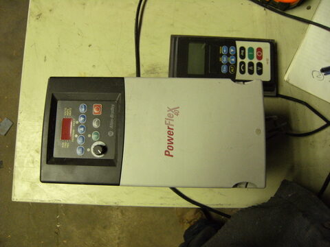 7.5 HP Allen-Bradley, Powerflex 70, AC drive, 480 Volts - Image 1