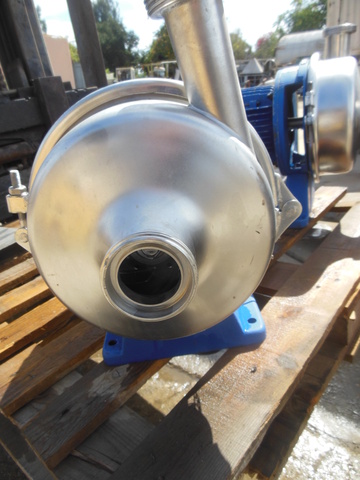 66 GPM, Hilge #Hygia-Bloc-11/30A, Stainless Steel centrifugal pump, 4 HP, 2" inlet, 2" outlet (2 available) - Image 3