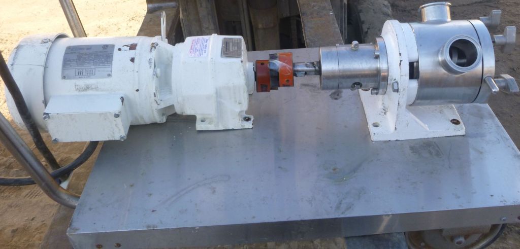 13 GPM, Sine #MR120NNTC, Stainless Steel positive displacement pump, 2 HP, 2" inlet/outlet - Image 1