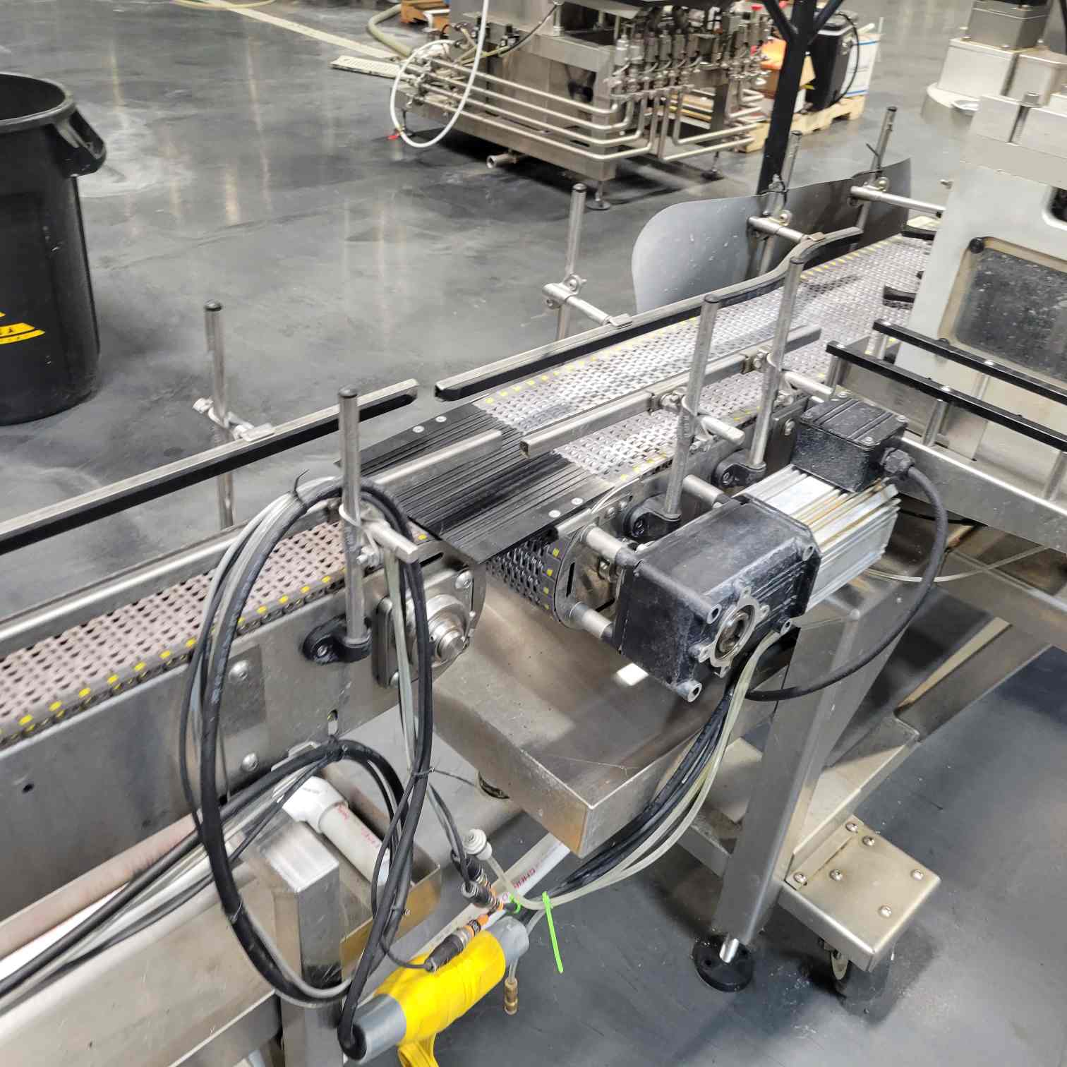 Alpha Brewing Operations 4 Head Filler, With Co2 Purge And Rinse Station Canning Line, 2018 - Image 8