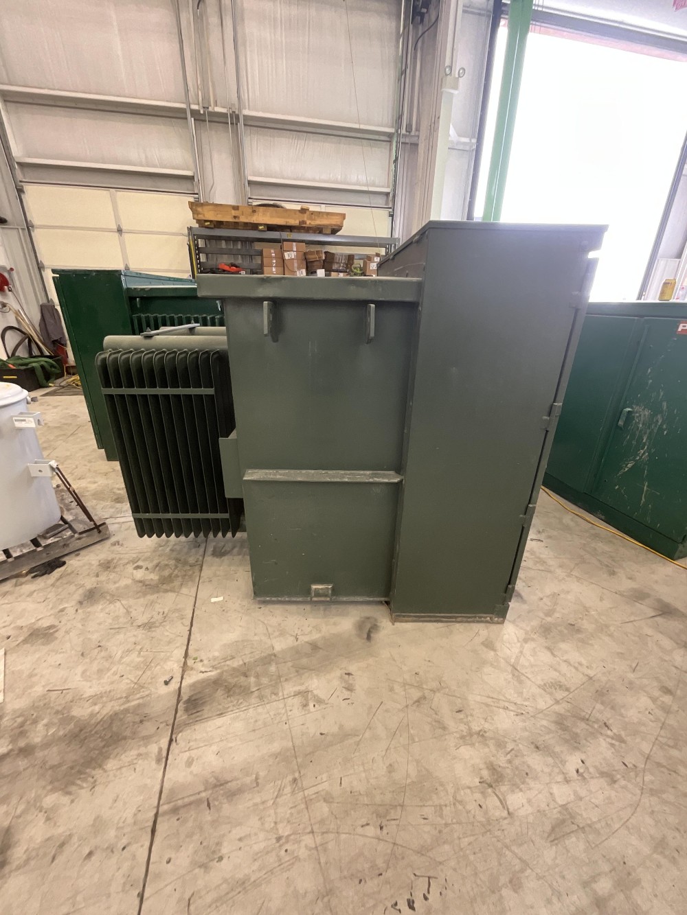 750 KVA 34500Y/19920 Primary, 220Y/127 Secondary, 3 phase, Padmount Transformer - Image 2