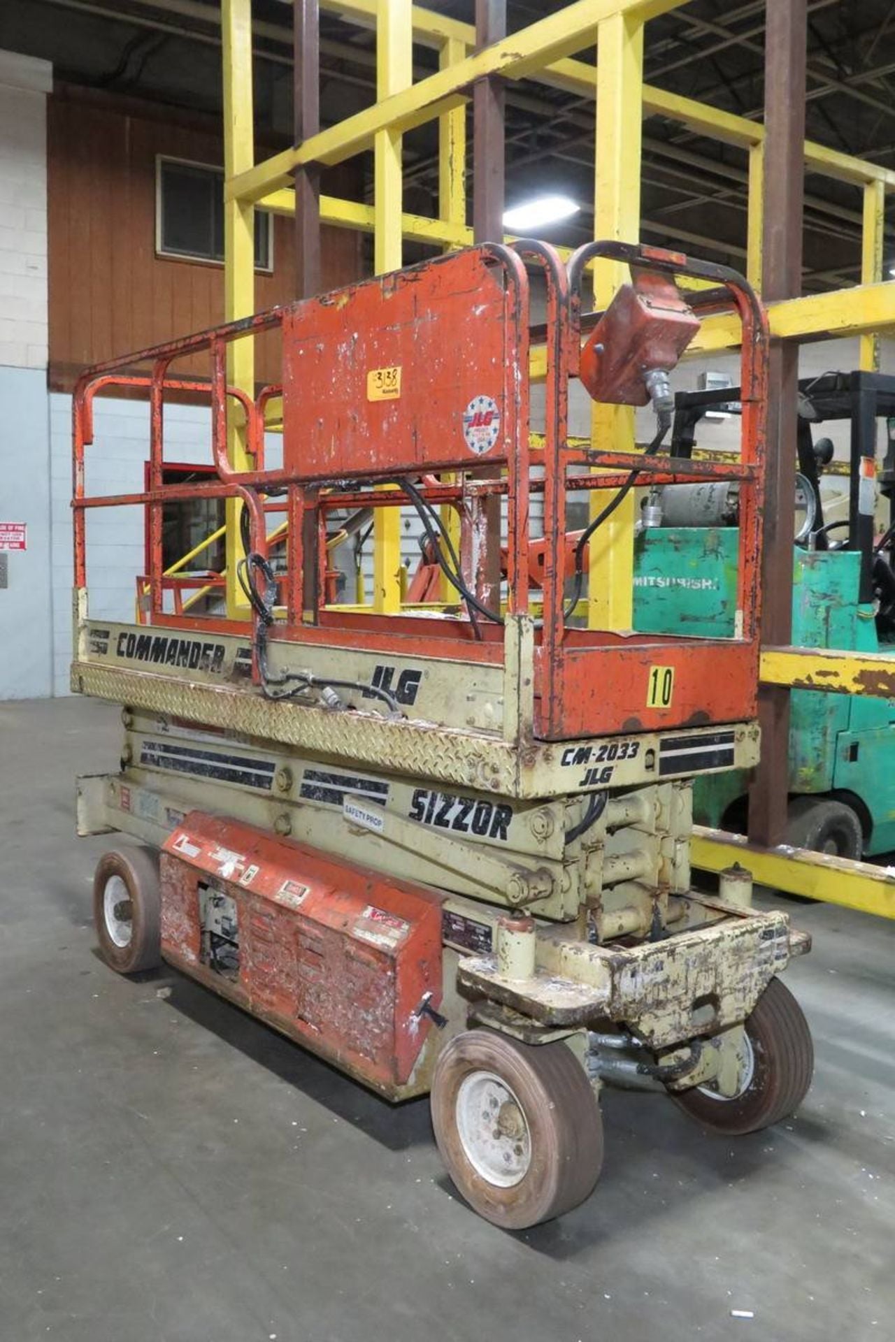 750 lb. JLG #CM-2033, electric scissor lift, 20' platform hght, 20' travel hght, built-in charger - Image 2