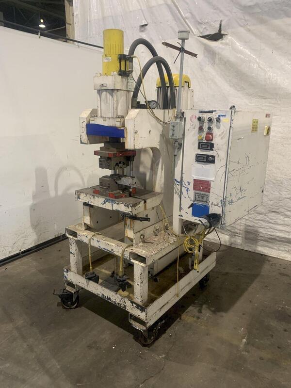 Vertical crimper w/ dies, Manchester Custom 7.5 HP - Image 2