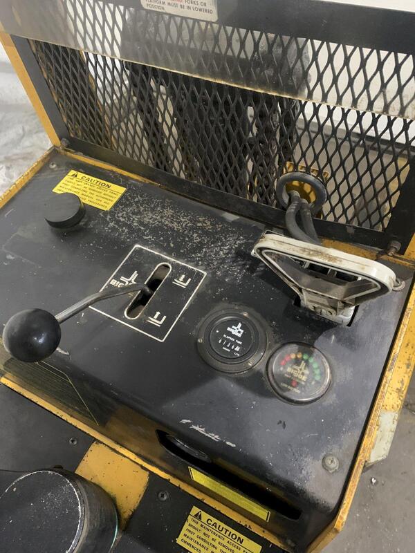2000 lb. Big Joe, electric lift - Image 6