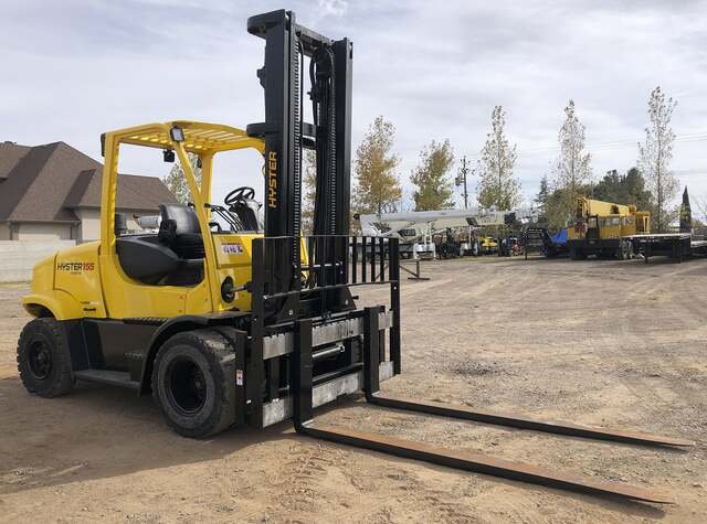 15500 lb. Hyster #H155FT, forklift, 173" lift height, Cummins engine, diesel fuel, solid tires, side shift, 2 - Image 3