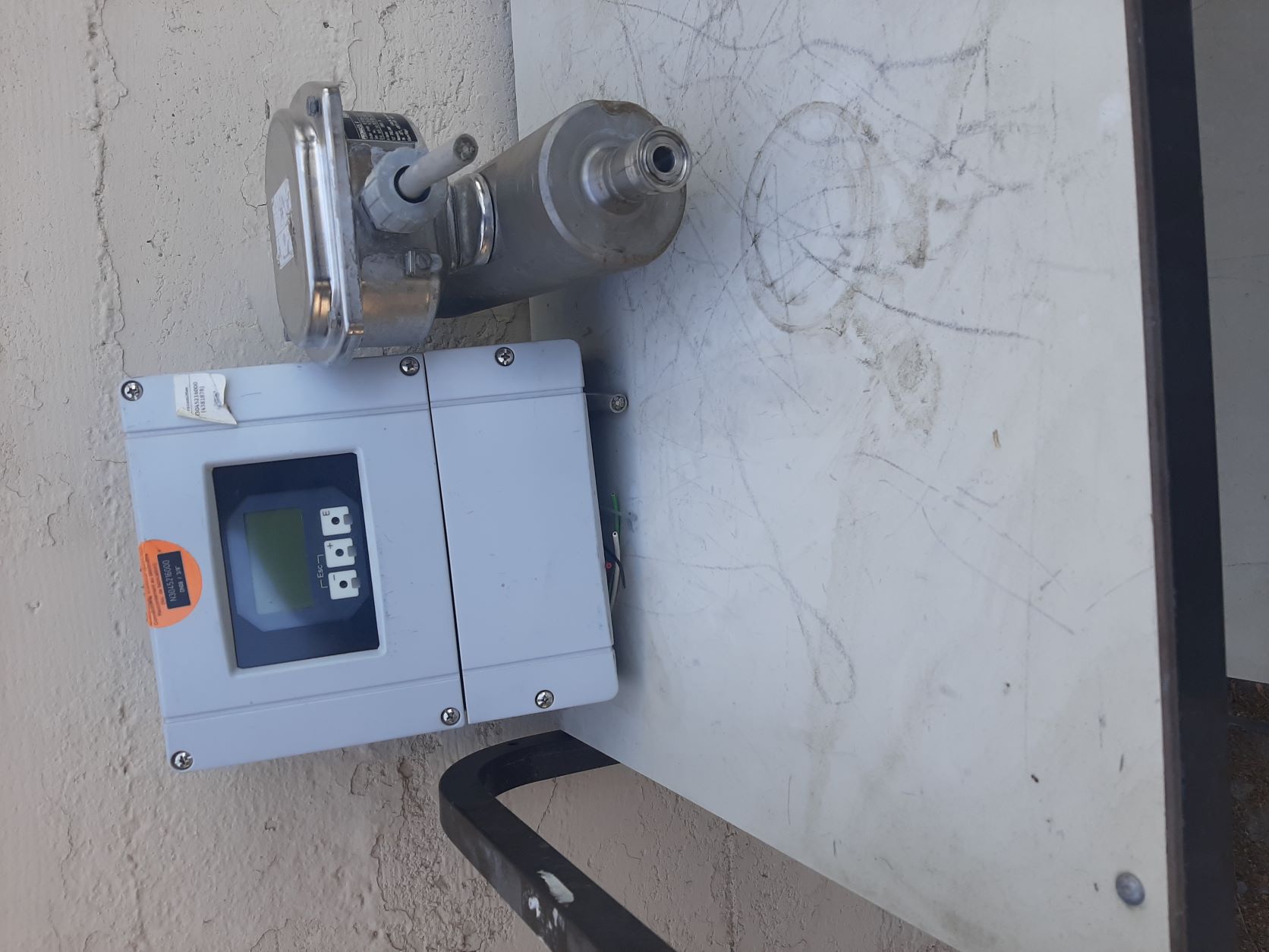 Endress & Hauser, Flowmeter, Stainless Steel, K-Factor 1.9519/9, 3/8" Tri Clamp, -58 to 392°F - Image 2