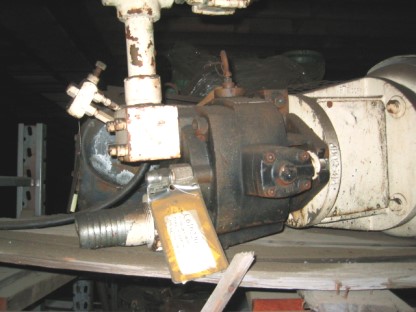 Parker Autoclave Engineers, Hydraulic Pump, 142 cc/rev, R rotation, 2000 PSI, 50 HP, 1770 RPM - Image 1