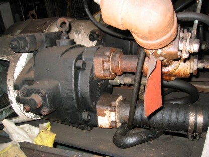 Parker Autoclave Engineers, Hydraulic Pump, 142 cc/rev, R rotation, 2000 PSI, 50 HP, 1770 RPM - Image 2