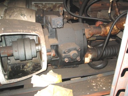 Parker Autoclave Engineers, Hydraulic Pump, 142 cc/rev, R rotation, 2000 PSI, 50 HP, 1770 RPM - Image 4