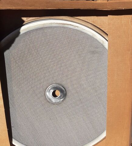 24" Sweco, Stainless Steel Replacement Screens, w/center hole - Image 3