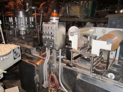 Pryor #99MC-HS/2, Tray Sealer, (22) 5.5" diameter trays, 1 HP, 1760 RPM, 230/460 V - Image 7